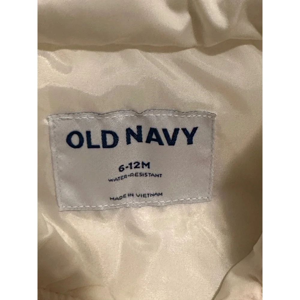 Old Navy Frost-Free Puffer Vest Cream White Water-Resistant 6-12M NWT